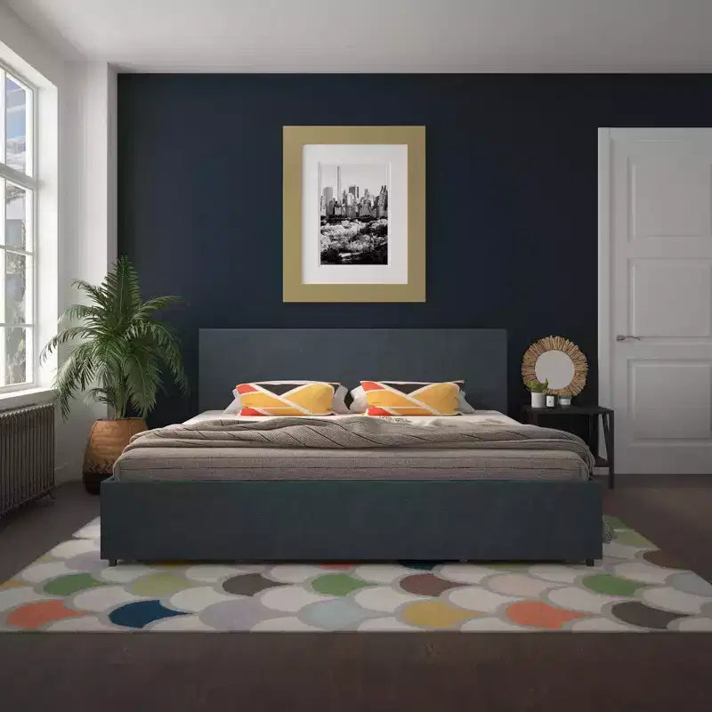 Letto a piattaforma imbottito in lino Everleigh con 4 cassetti contenitore