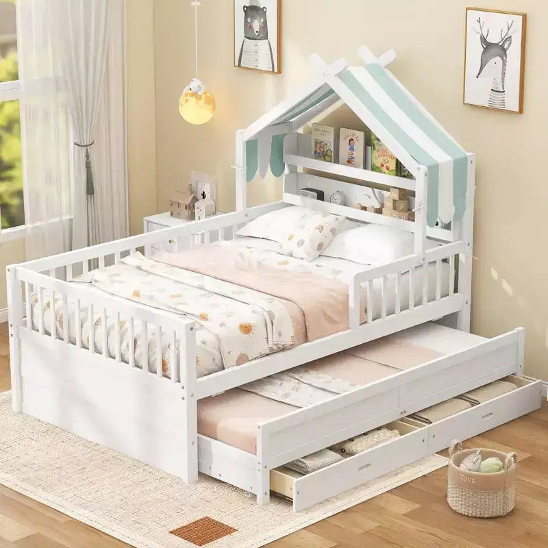 Letto a capanna in legno con letto estraibile e tessuto