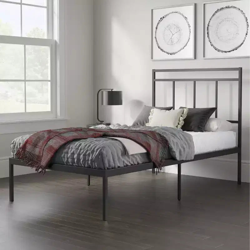 Piattaforma letto con telaio in metallo